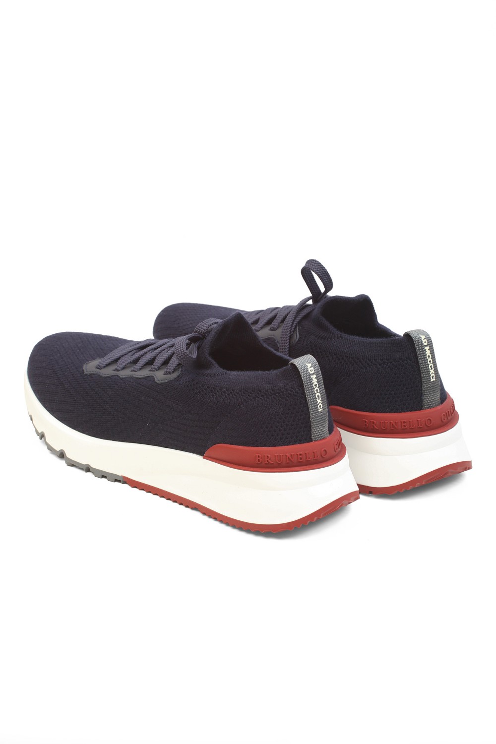 shop BRUNELLO CUCINELLI Saldi Scarpa: Brunello Cucinelli runners in maglia di lana e vitello semilucido con fodera calda.
Chiusura con lacci piatti in tessuto.
Fodera in lana.
Suola in micro leggero.
Soletta estraibile.
Composizione: 100% Lana.
Fabbricato in Italia.. MZUPMBO252-CP307 number 1160372